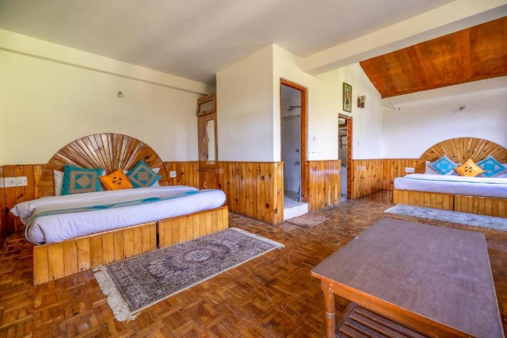 Отель Hide-In Old Manali Экстерьер фото